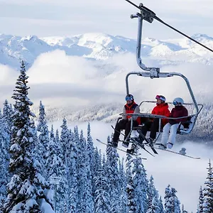 Northstar By Cozystay Signature , Whistler Canada